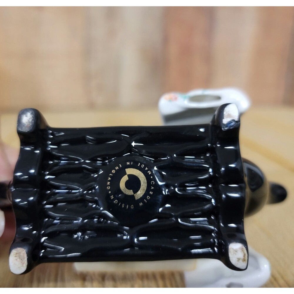 Cardew Design Mini Infusion Sewing Machine TeaPot - Picture 9 of 9